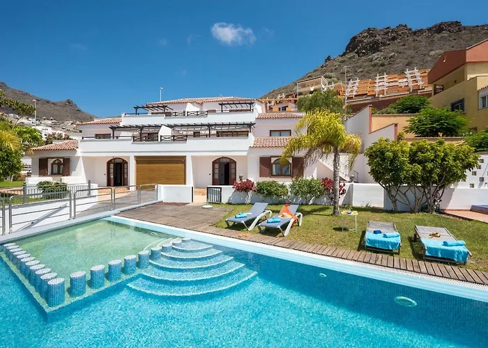 2 Charming Villa Private Pool And Sea View