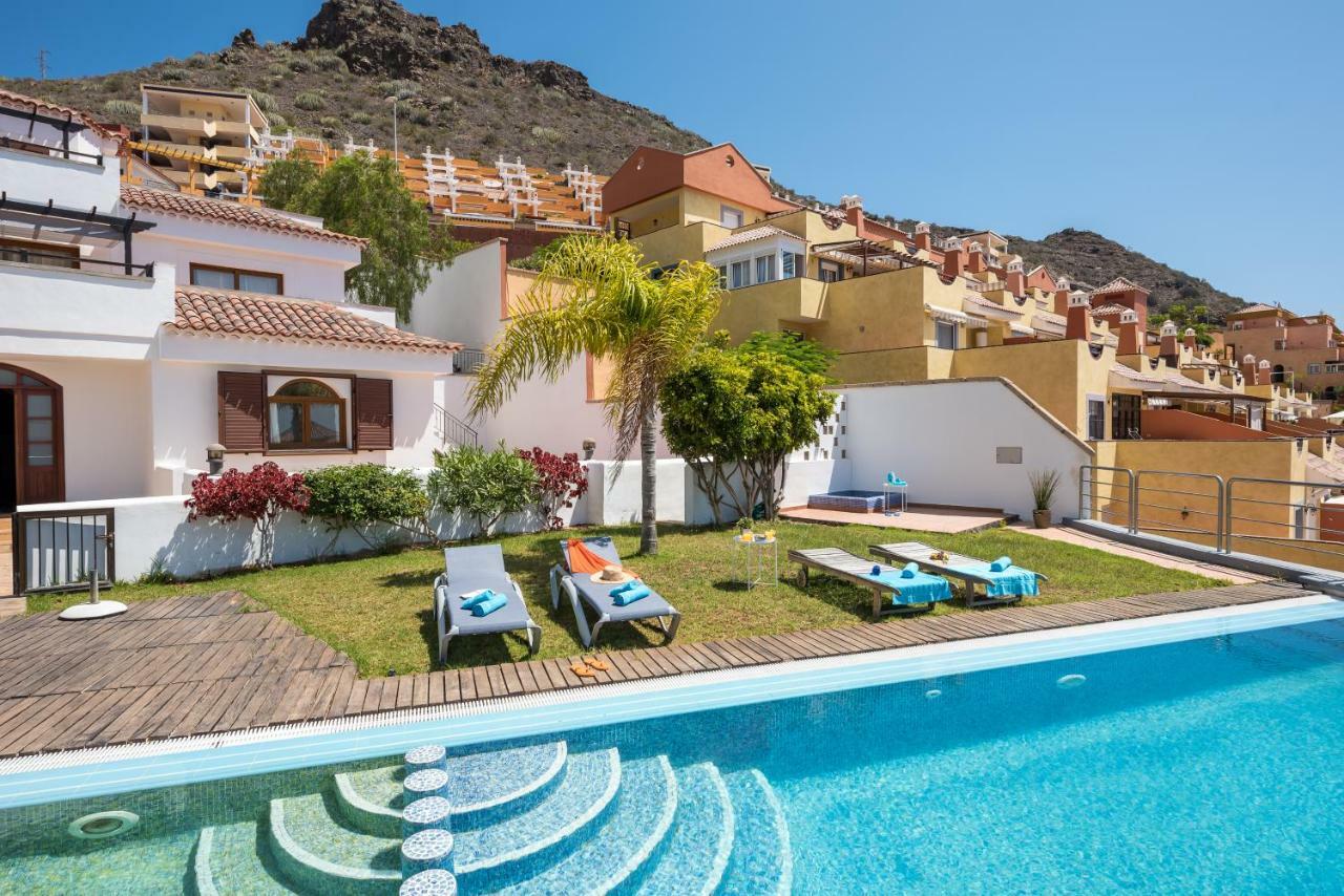 2 Charming Private Pool And Sea View
